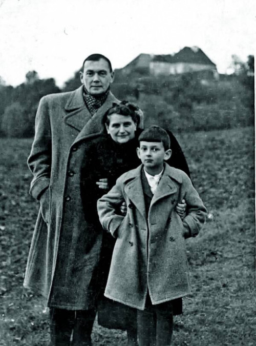 Із дружиною та сином, Варшава, 1930-ті рр
